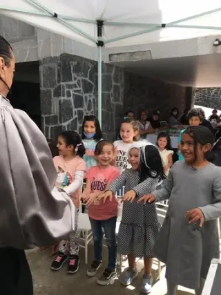 ESCUELAS Show de Magia para