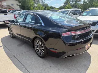 2017 Lincoln MKZ Select