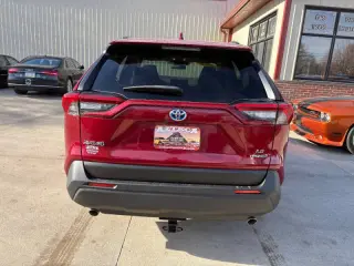 2019 Toyota RAV4 Hybrid LE