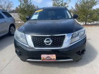 2014 Nissan Pathfinder S