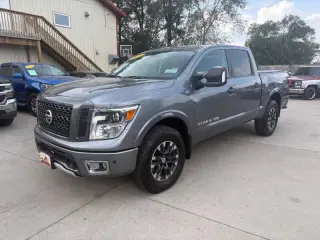 2018 Nissan Titan PRO-4X