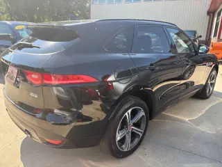 2017 Jaguar F-PACE 35t R-Sport