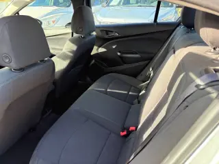 2018 Chevrolet Cruze LT Auto