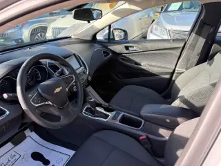 2018 Chevrolet Cruze LT Auto