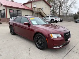 2019 Chrysler 300 S
