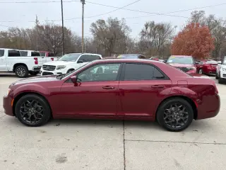 2019 Chrysler 300 S