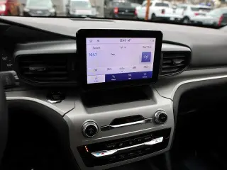 Ford Explorer 2023 AWD XLT 4dr SUV