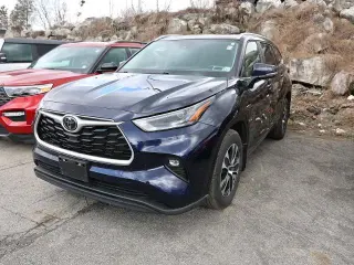 Toyota Highlander 2023 AWD LE 4dr SUV