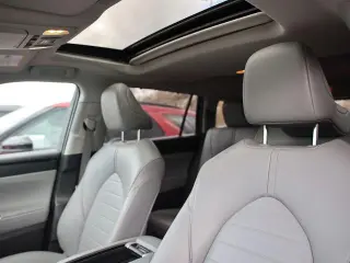Toyota Highlander 2023 AWD LE 4dr SUV