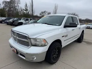 2015 RAM 1500 SLT