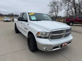 2015 RAM 1500 SLT