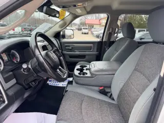 2015 RAM 1500 SLT