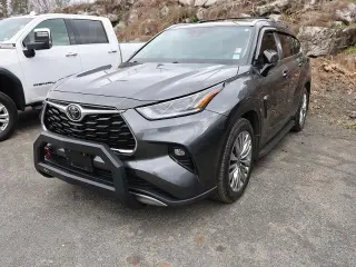 Toyota Highlander 2023 AWD LE 4dr SUV