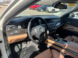 2012 BMW 7 Series 750Li xDrive
