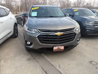 2018 Chevrolet Traverse LT Cloth
