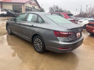 2019 Volkswagen Jetta R-Line