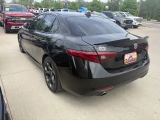 2018 Alfa Romeo Giulia Sport