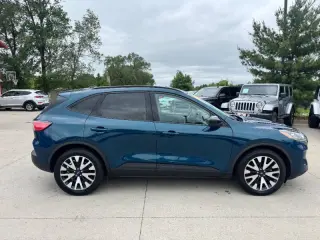 2020 Ford Escape Hybrid SE Sport