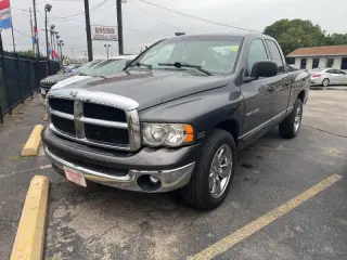 2004 Dodge Ram 1500 SLT