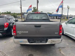 2004 Dodge Ram 1500 SLT