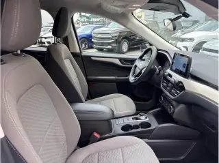 Ford Escape 2022 SE 4dr SUV