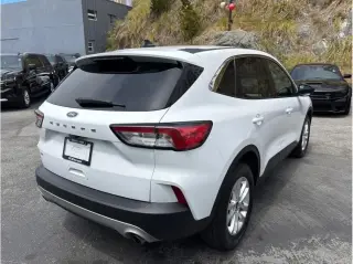 Ford Escape 2022 SE 4dr SUV