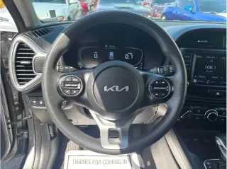 Kia Soul 2023 S 4dr Crossover