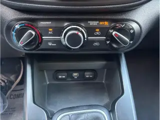 Kia Soul 2023 S 4dr Crossover