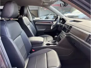 Volkswagen Atlas 2021 V6 SE 4dr SUV w/Technology (midyear release)