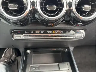 Mercedes-Benz GLB 2023 GLB 250 4dr SUV