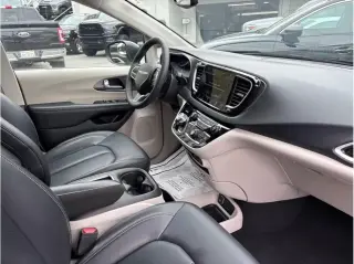 Chrysler Pacifica 2023 Touring L 4dr Mini-Van