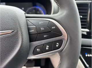 Chrysler Pacifica 2023 Touring L 4dr Mini-Van