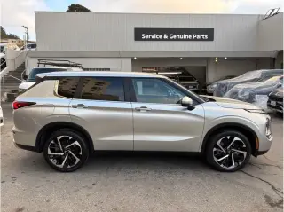 Mitsubishi Outlander 2024 AWD SE 4dr SUV