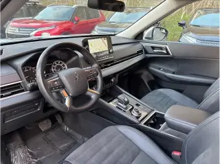 Mitsubishi Outlander 2024 AWD SE 4dr SUV