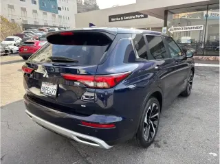 Mitsubishi Outlander 2024 SE 4dr SUV