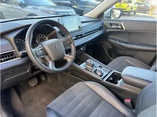 Mitsubishi Outlander 2024 AWD SE 4dr SUV