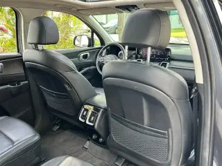 Kia Sorento 2023 AWD SX 4dr SUV