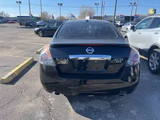 2012 Nissan Altima 3.5 SR
