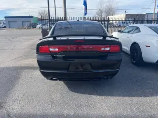 2014 Dodge Charger SE
