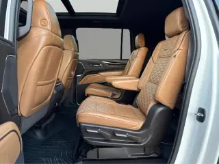 2021 Cadillac Escalade ESV Sport