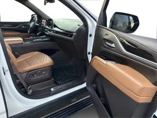 2021 Cadillac Escalade ESV Sport
