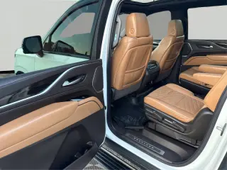 2021 Cadillac Escalade ESV Sport