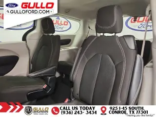Chrysler Voyager 2023 LX 4dr Mini-Van
