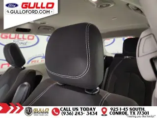 Chrysler Voyager 2023 LX 4dr Mini-Van