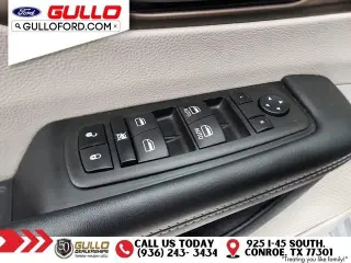Chrysler Voyager 2023 LX 4dr Mini-Van