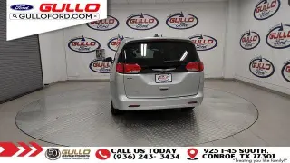 Chrysler Voyager 2023 LX 4dr Mini-Van