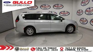 Chrysler Voyager 2023 LX 4dr Mini-Van