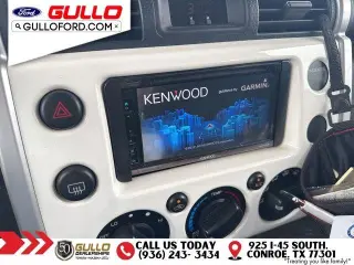 Toyota FJ Cruiser 2013 4x4 4dr SUV 6M