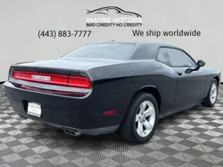 2012 Dodge Challenger SXT Plus