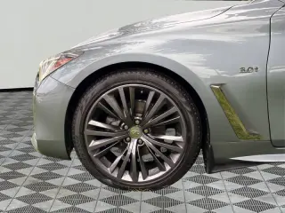 2017 Infiniti Q60